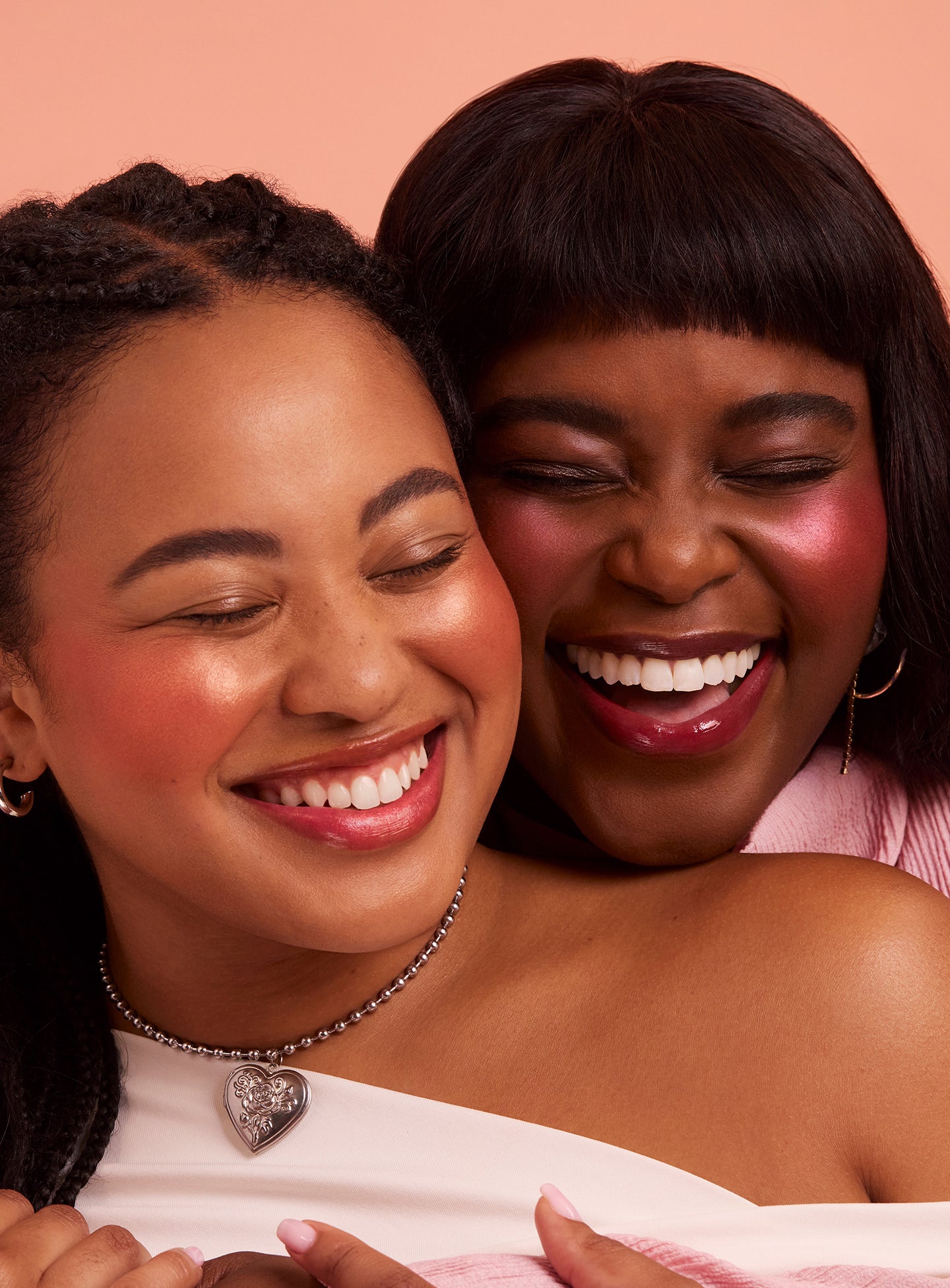 soft pinch luminous powder blush soft pinch luminous powder blush