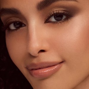 essential neutrals eyeshadow palette